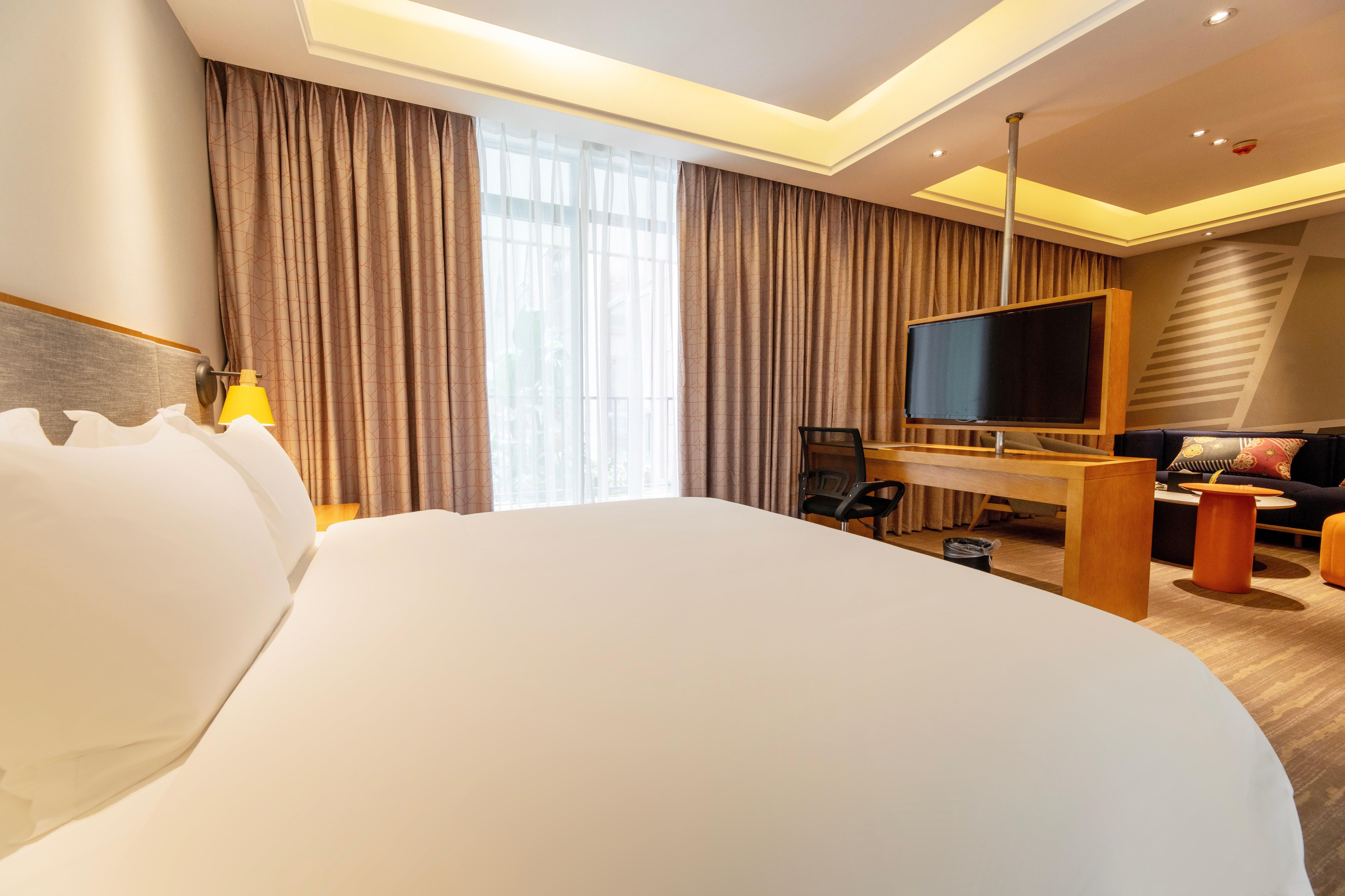 Holiday Inn Express Daocheng Yading Exterior foto
