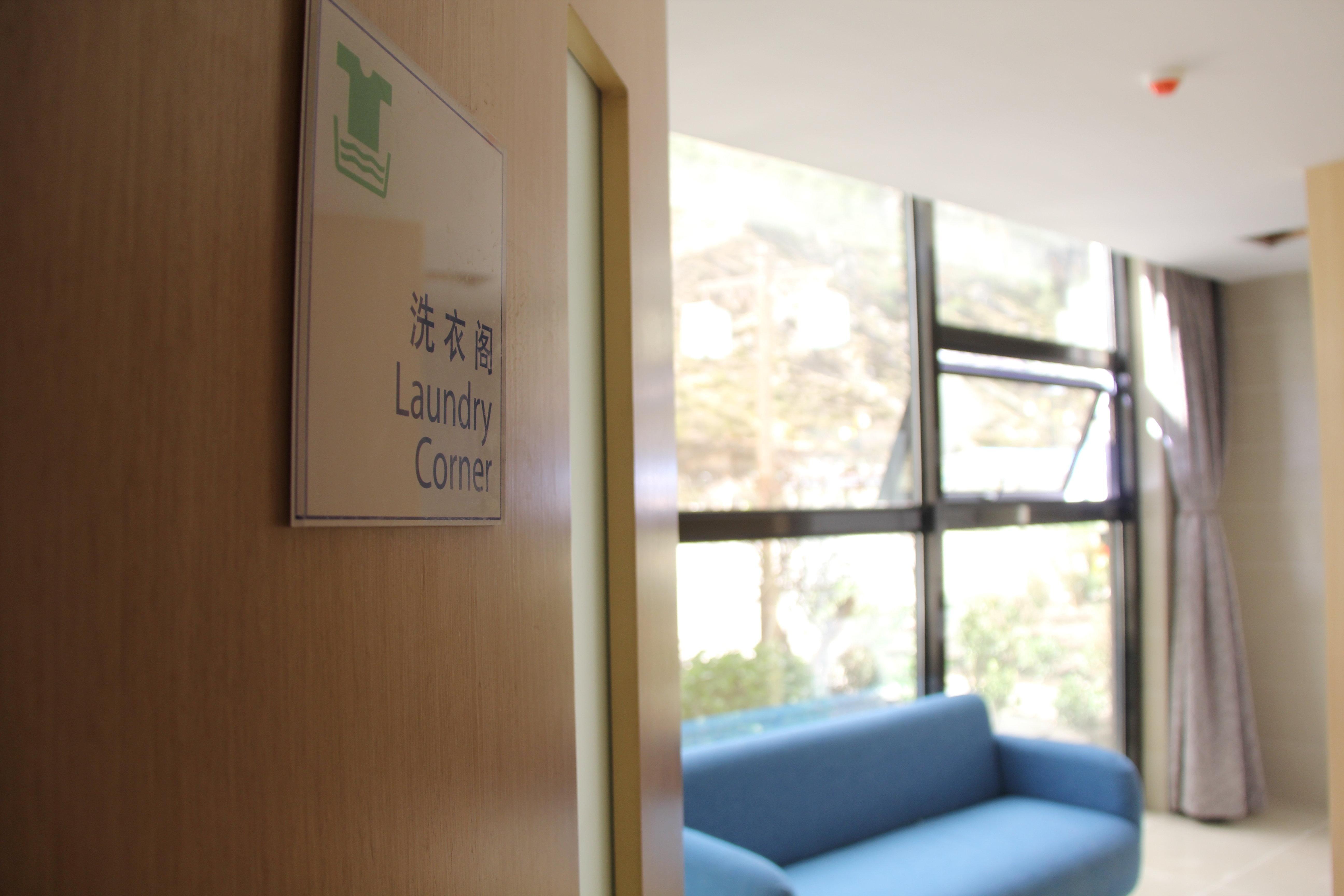 Holiday Inn Express Daocheng Yading Exterior foto